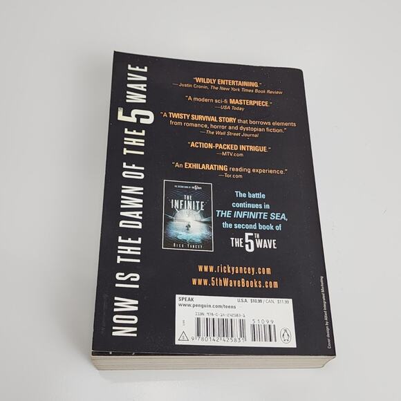 The 5th Wave (Series Book 1) Young Adult Science Fiction Trilogy Paperback Book - Picture 2 of 5